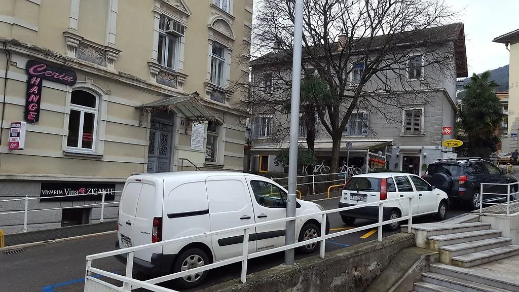 Apartman Iris Opatija 0*,